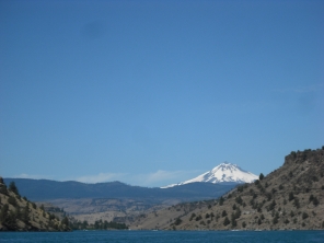 Boating in Central Oregon